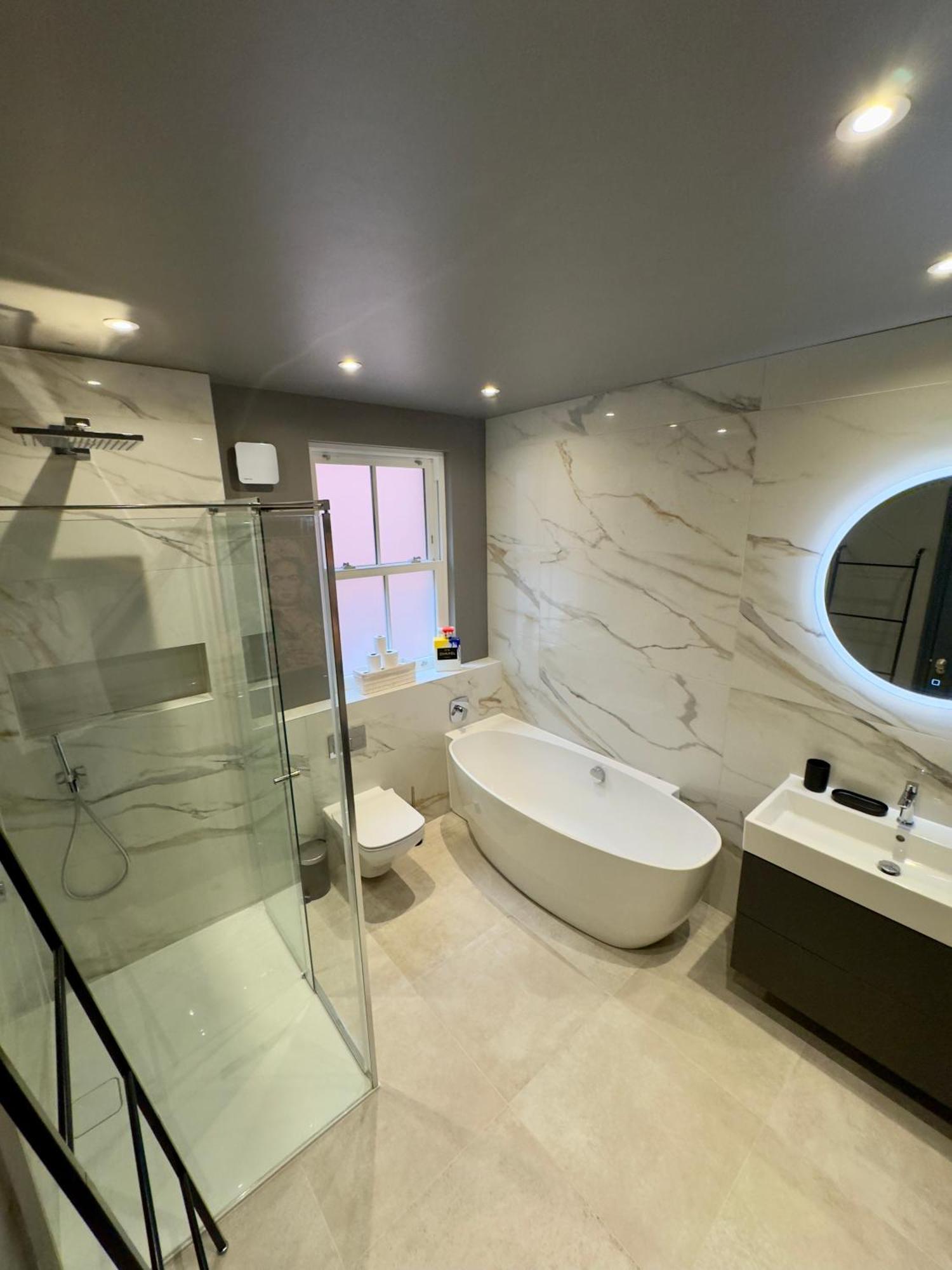 Romeo'S Arch High End Luxury In Centre Of Stratford With Parking Apartment Ngoại thất bức ảnh