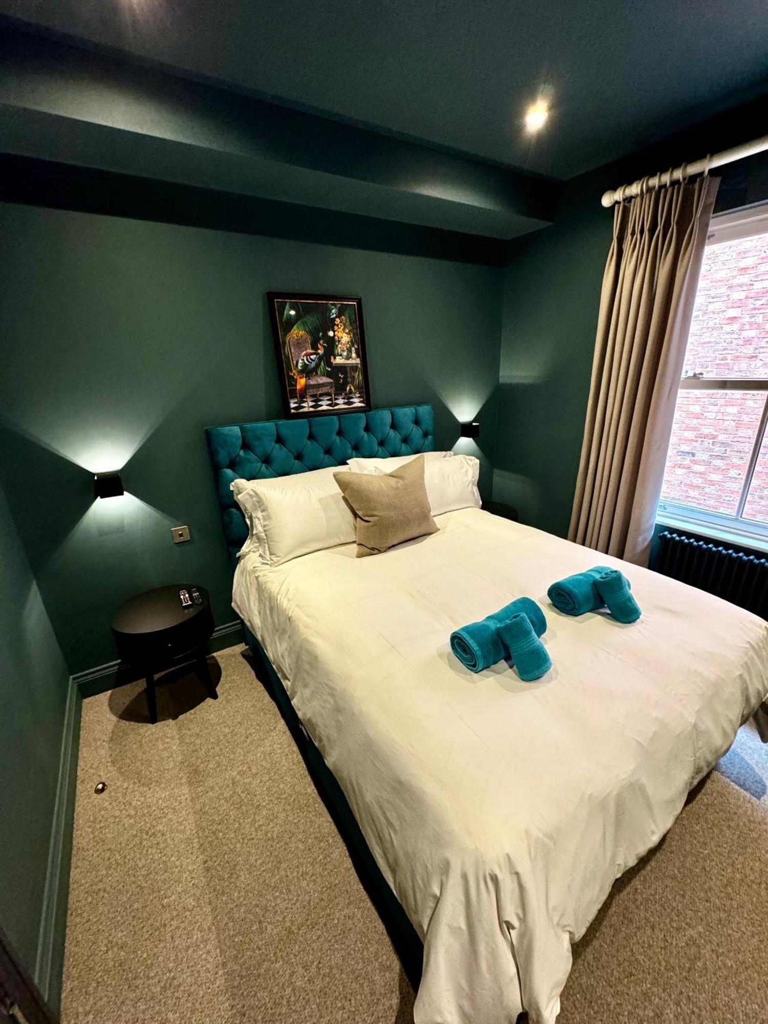 Romeo'S Arch High End Luxury In Centre Of Stratford With Parking Apartment Ngoại thất bức ảnh