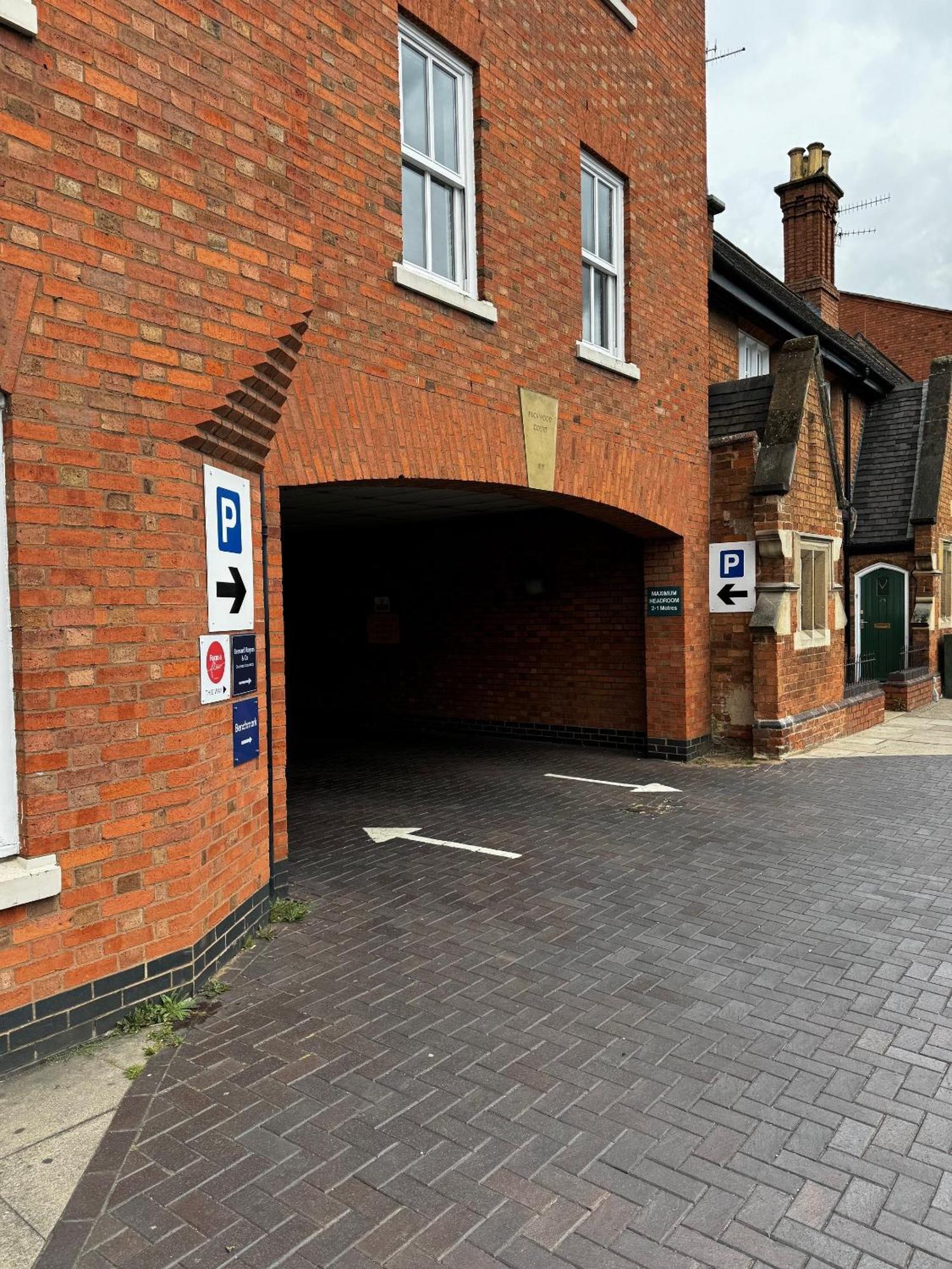 Romeo'S Arch High End Luxury In Centre Of Stratford With Parking Apartment Ngoại thất bức ảnh